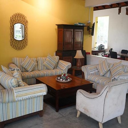 Amaluna Resorts Negombo Exterior photo
