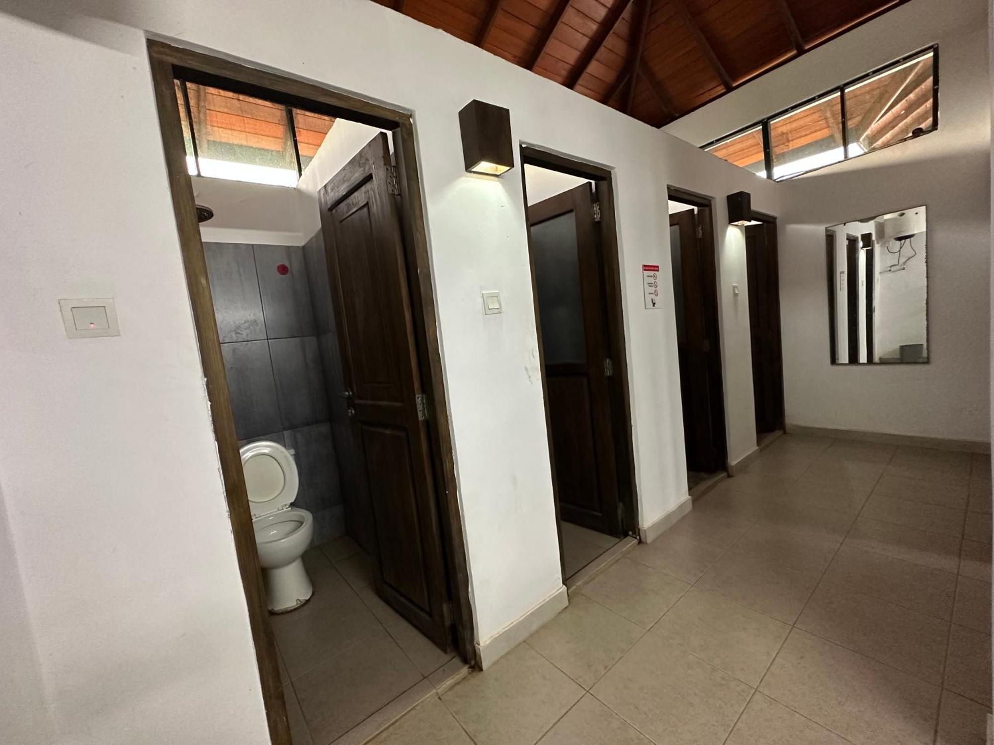 Amaluna Resorts Negombo Exterior photo