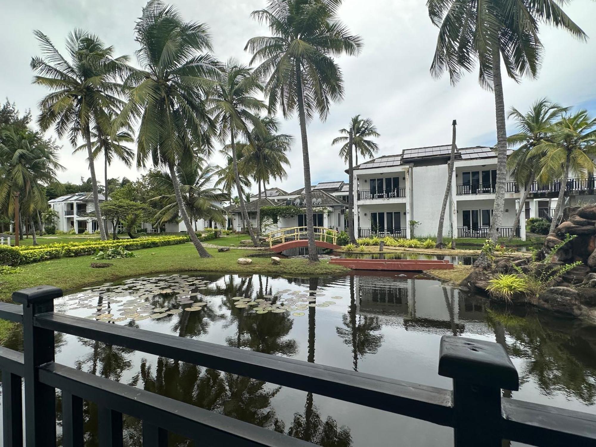 Amaluna Resorts Negombo Exterior photo