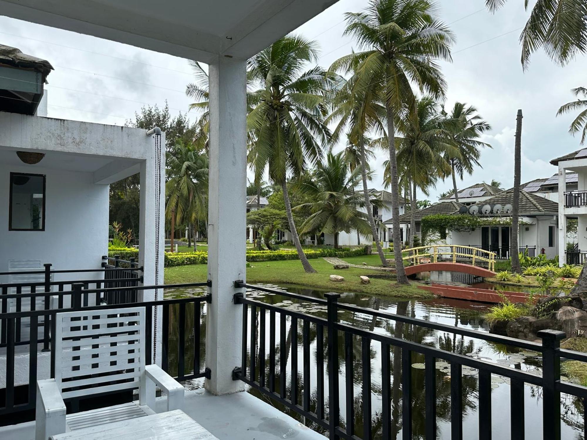 Amaluna Resorts Negombo Exterior photo