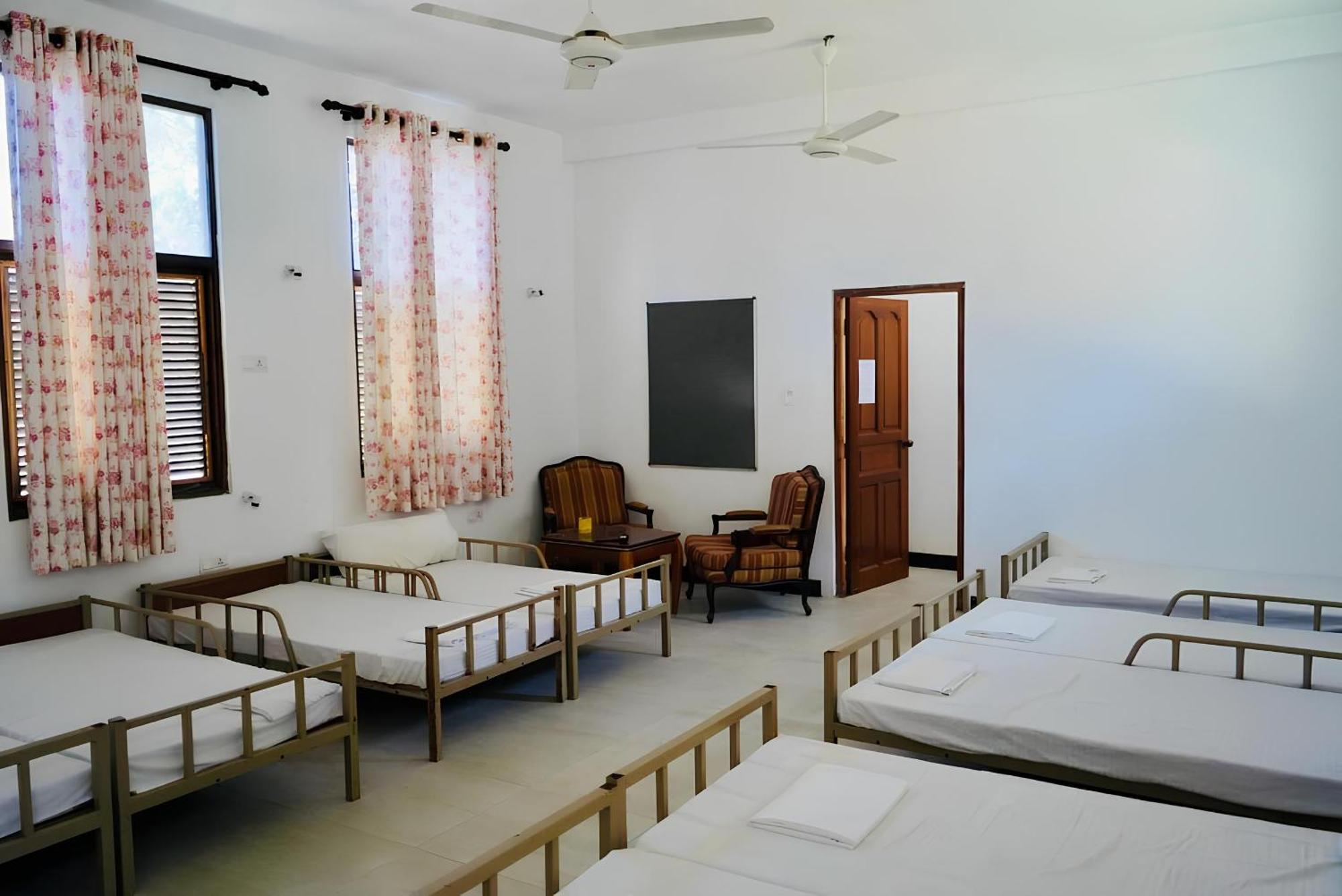 Amaluna Resorts Negombo Exterior photo