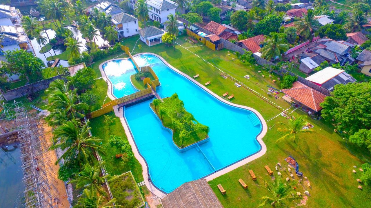 Amaluna Resorts Negombo Exterior photo